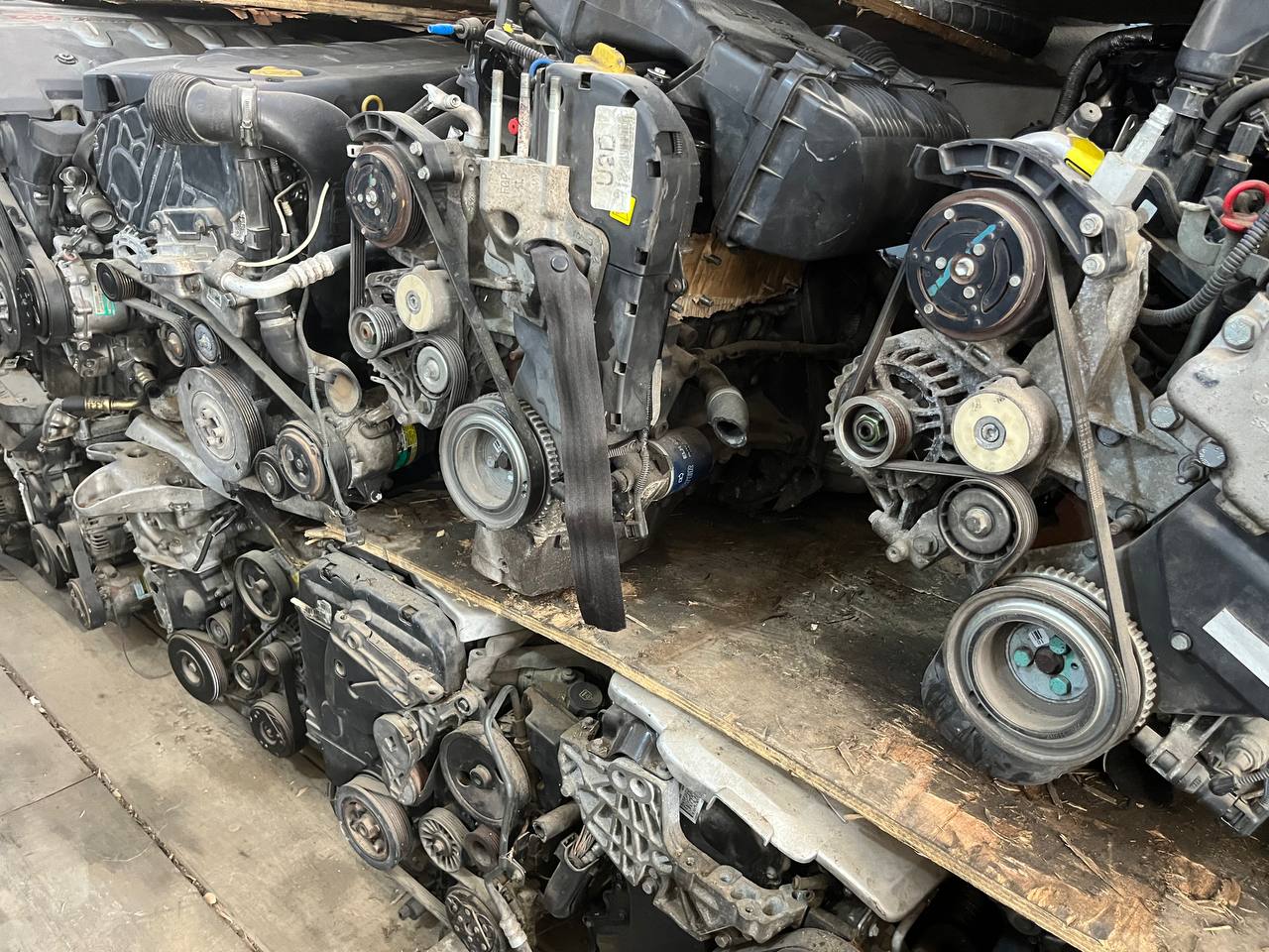 car engines/automotive engines